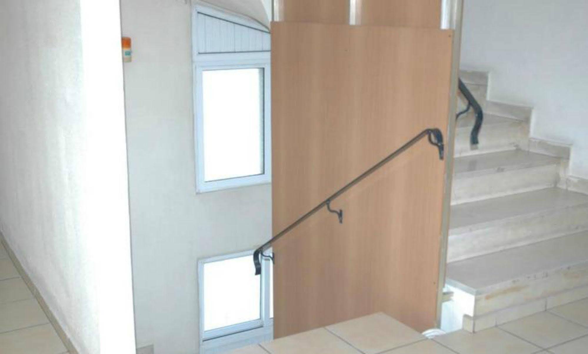 Prima Hotel Πειραιάς Εξωτερικό φωτογραφία