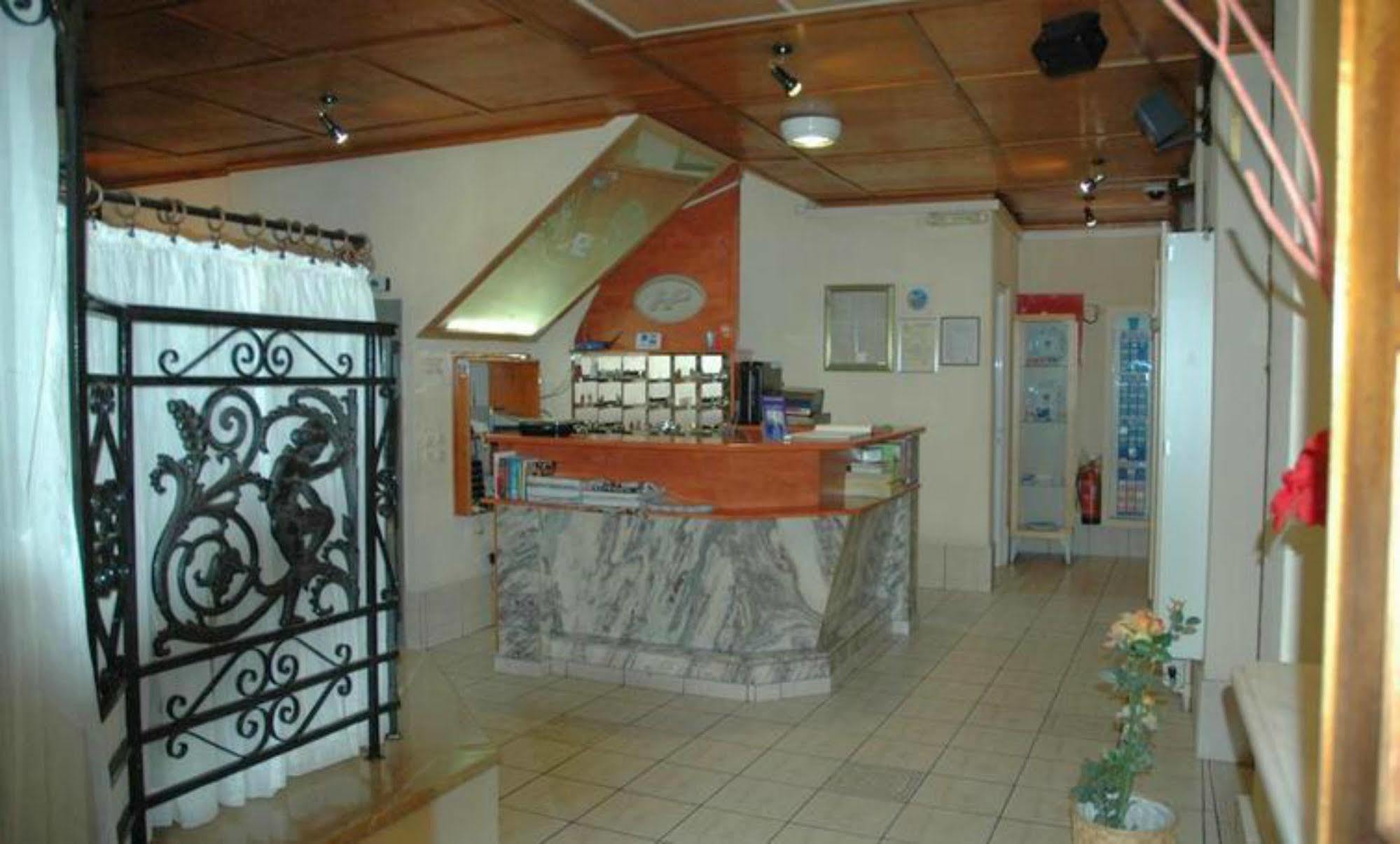 Prima Hotel Πειραιάς Εξωτερικό φωτογραφία
